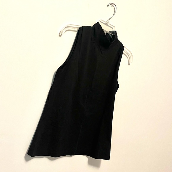 🍭 3/$30 Athleta black sleeveless minimal chic mock turtleneck - Picture 5 of 15